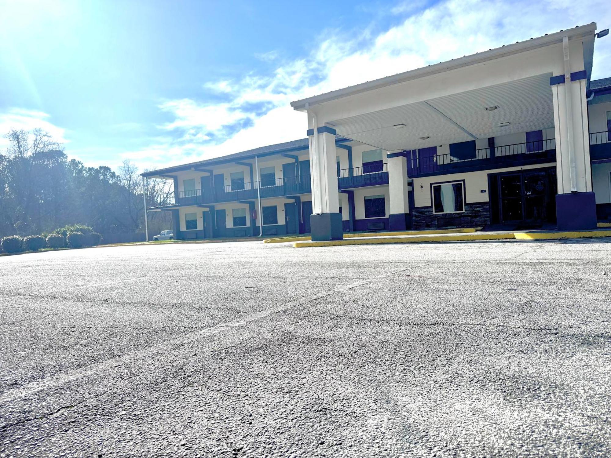 Days Inn By Wyndham Lavonia