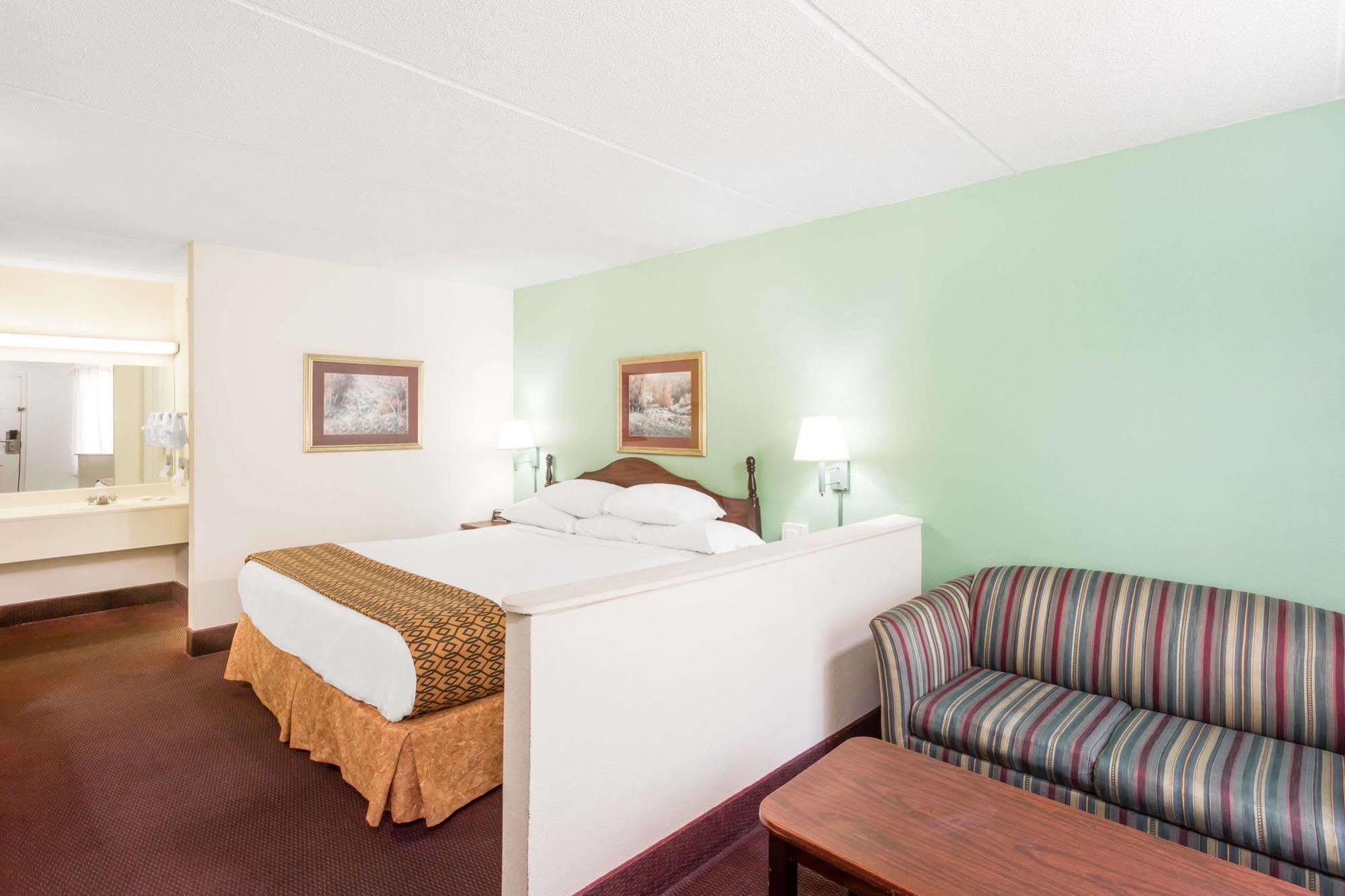 Hotel Days Inn By Wyndham Lavonia Lavonia